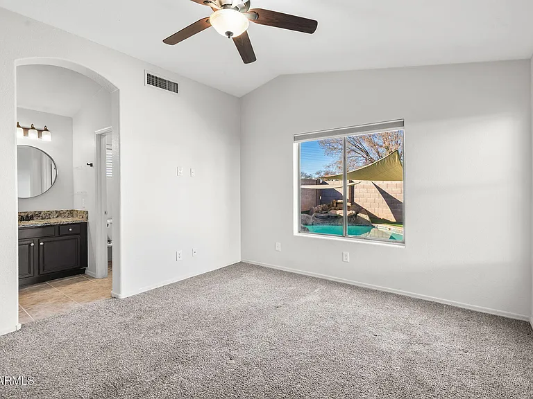 1638 E Barbarita Ave — Photo 15