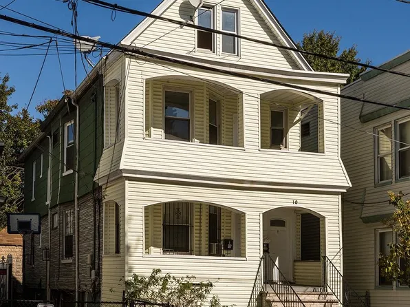 10 Dwight St, Jersey City, NJ 07305