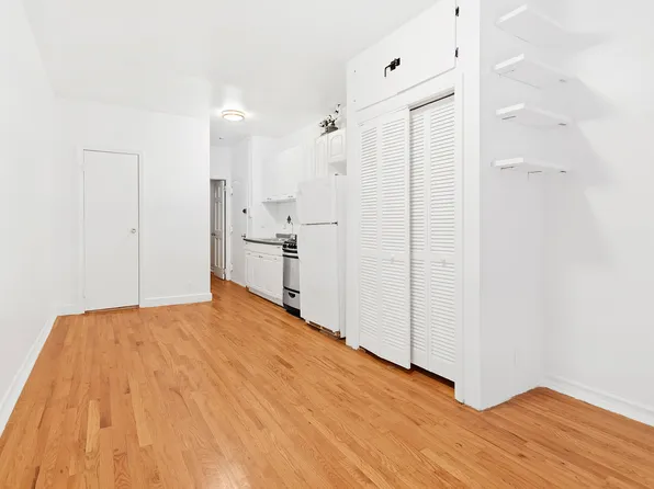 204 Spring Street image 2 of 4