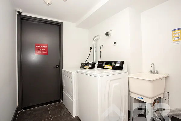 Rented by EXR | media 49