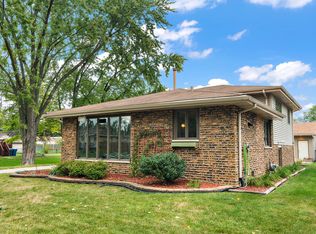 14601 Tripp Ave, Midlothian, IL 60445