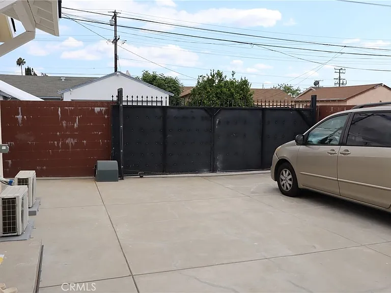 10644 Fairhall St #B — Photo 14