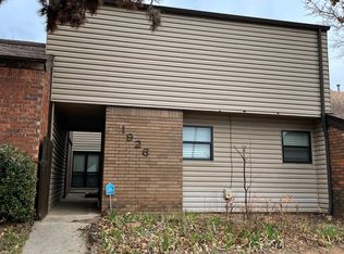 1926 Three Stars Rd, Edmond, OK 73034