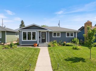 25 NE Foxwell Rd SE, Calgary, AB T2H 1A4