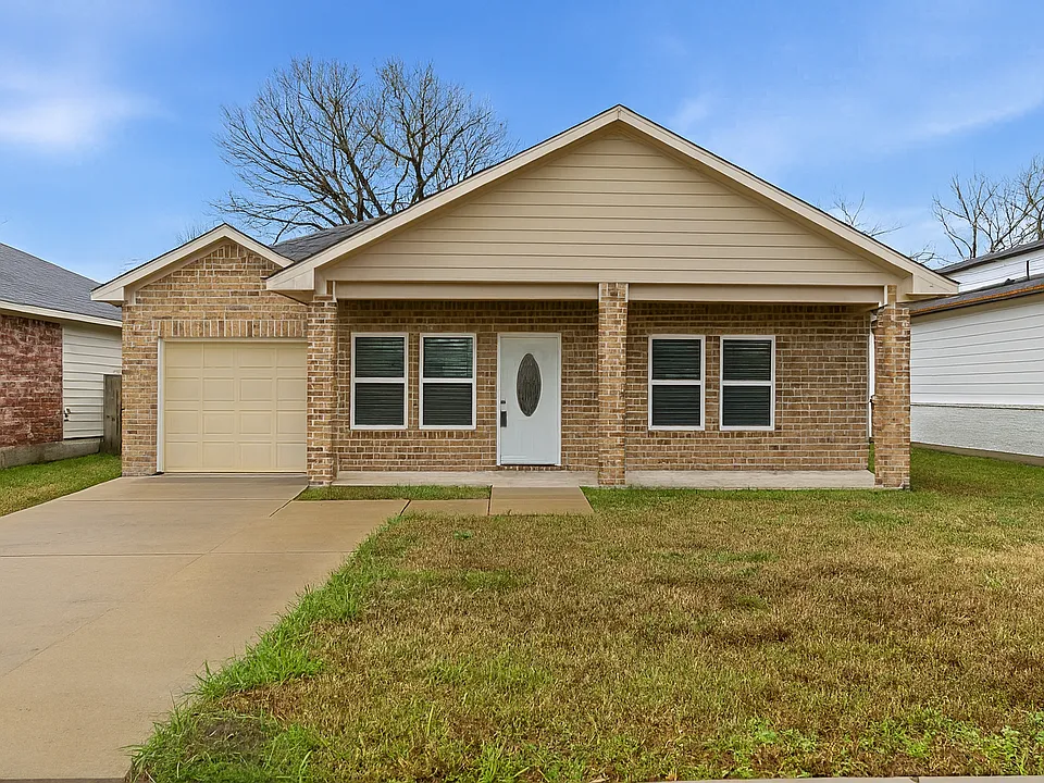 4805 Pickett