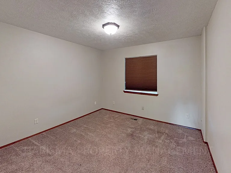 Fieldstone Townhomes — Photo 28