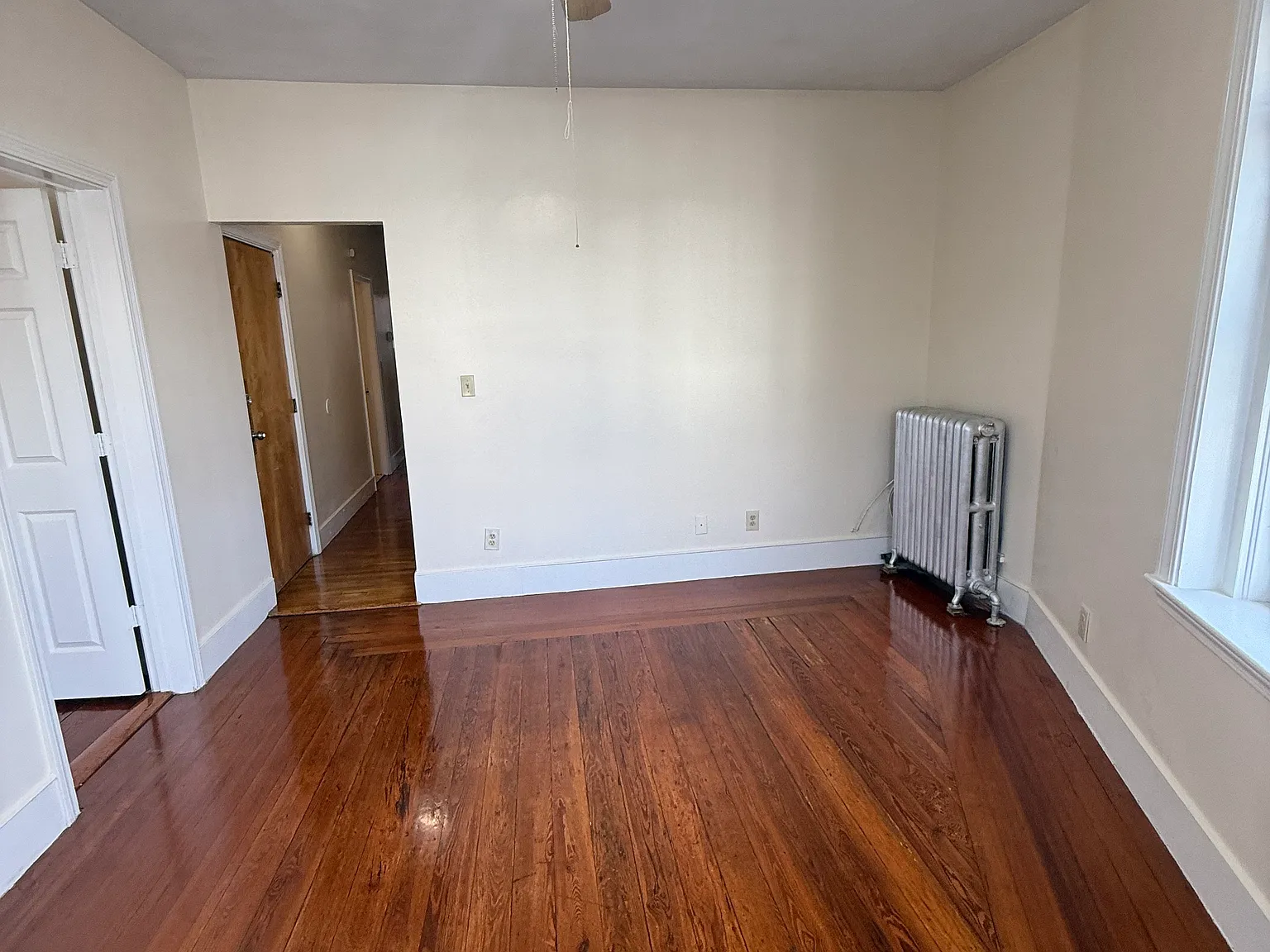 2 bed, 1000 sqft, $2,650 — Photo 3