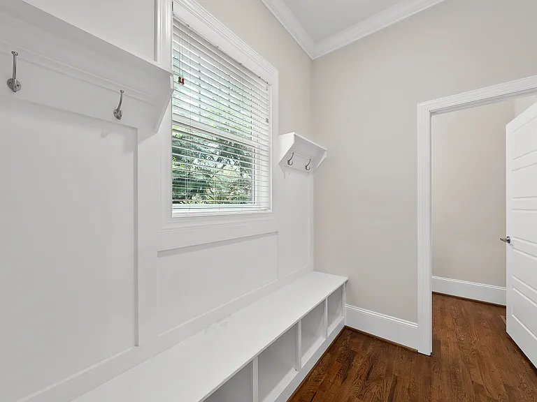 800 Gannett St — Photo 17