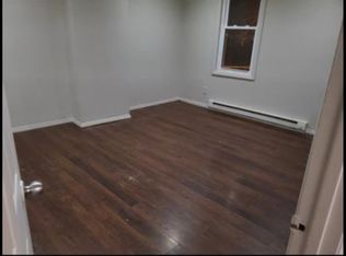1453 1st St #3, Rensselaer, NY 12144