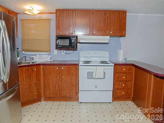 5th image of 118 Country View Rd