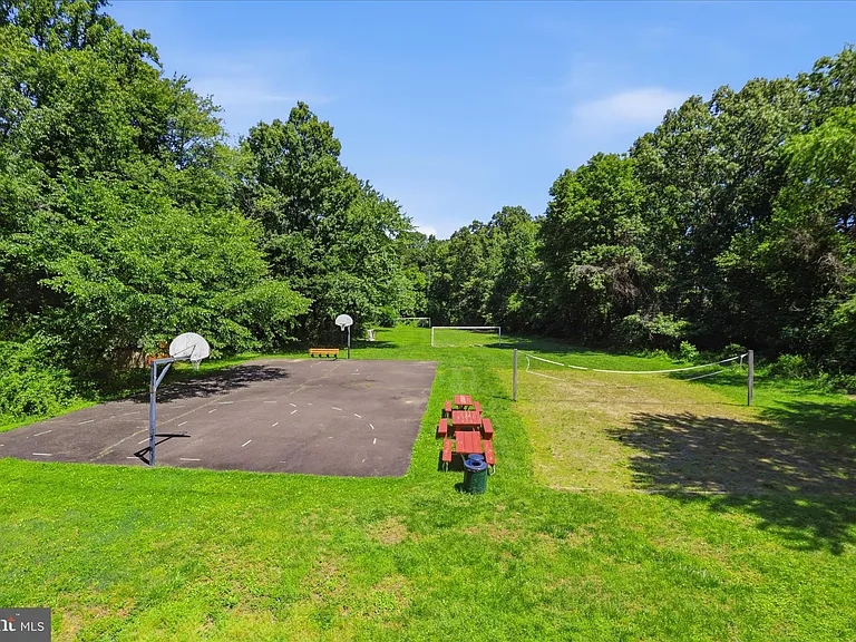 2412 Rosedown Dr — Photo 34