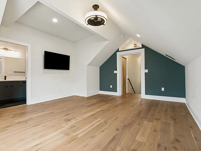 310 Clay St #12 — Photo 35