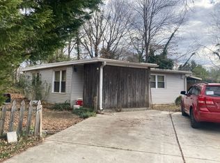 150 Pembroke Rd, Oak Ridge, TN 37830