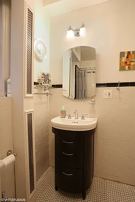 Sold by The Bamberger Group | media 25