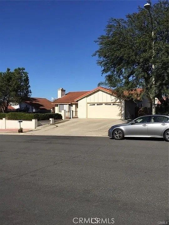 1st image of 4758 Elm Tree Dr