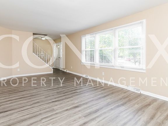 5th image of 2320 Whitewood Ln