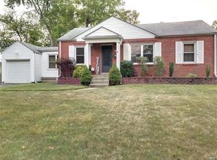 3587 San Jose Ln, Saint Ann, MO 63074