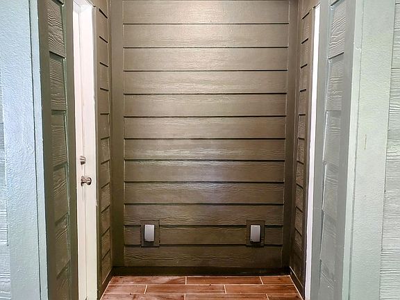 Entrance doors Apartment 1 and 2