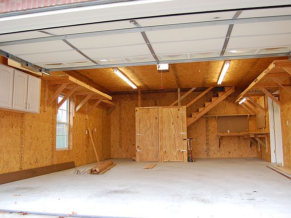 2nd image of 3144 Arrow Ln