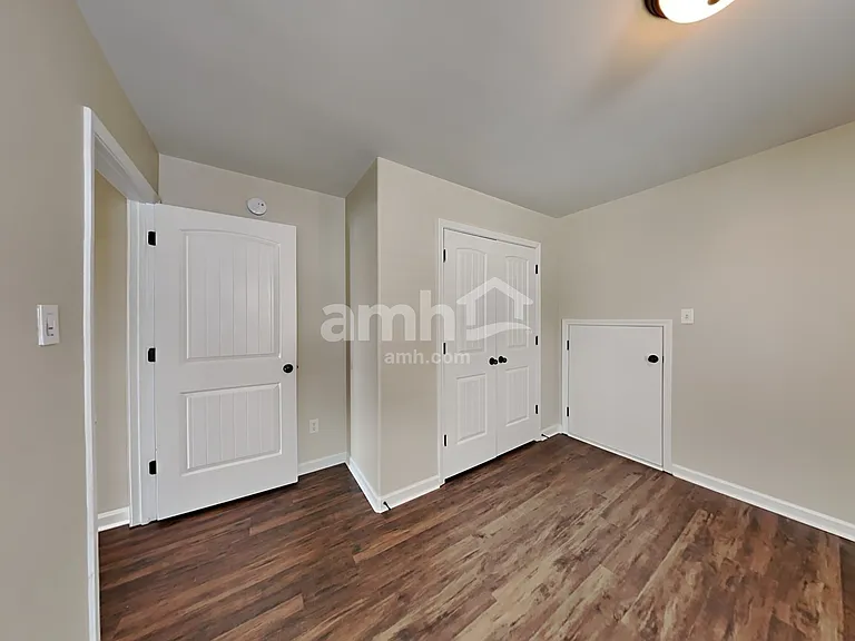 6900 Lagrange Grove Dr — Photo 15