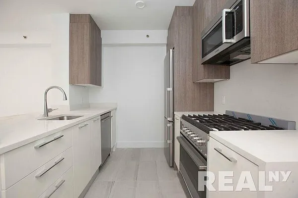 Rented by REAL New York | media 1