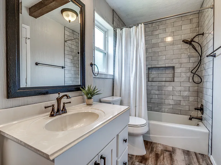 Chaparral Ct — Photo 10