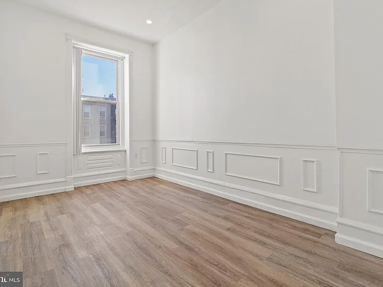 1602 S Broad St #-2 — Photo 12