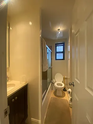 Rented by Four Seasons of NY Inc | media 6