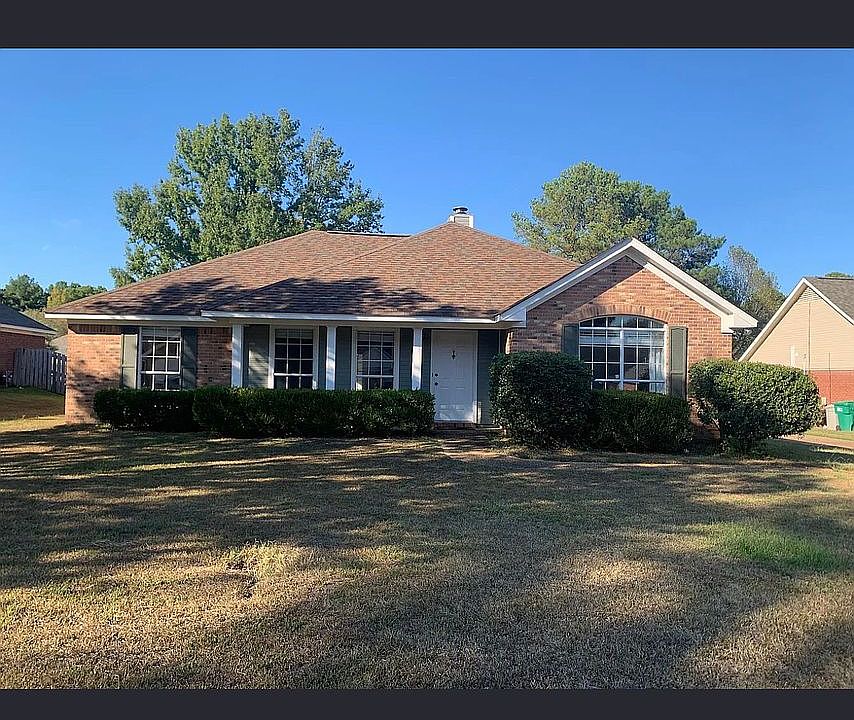 1st image of 312 S Place Dr