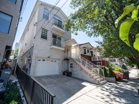 318 Terrace Ave, Jersey City, NJ