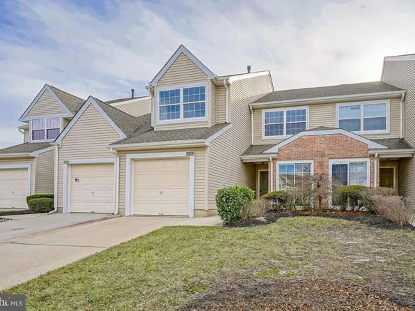 1903 Doral Dr, Blackwood, NJ 08012