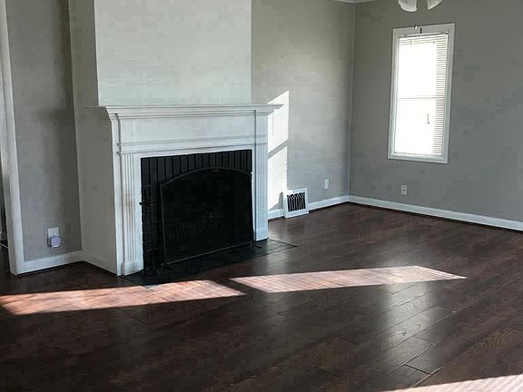 2nd image of 444 N 100 W #House