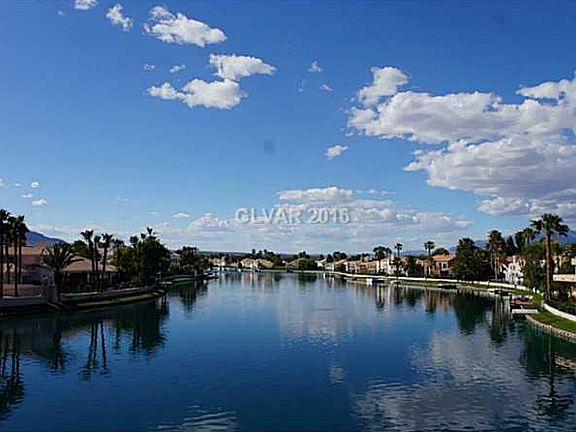 5th image of 2653 Seashore Dr