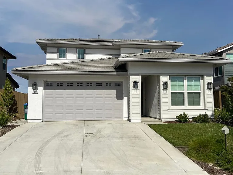 1466 Seneca Cir — Photo 2