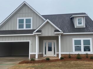 200 Richmond Dr, Statham, GA 30666