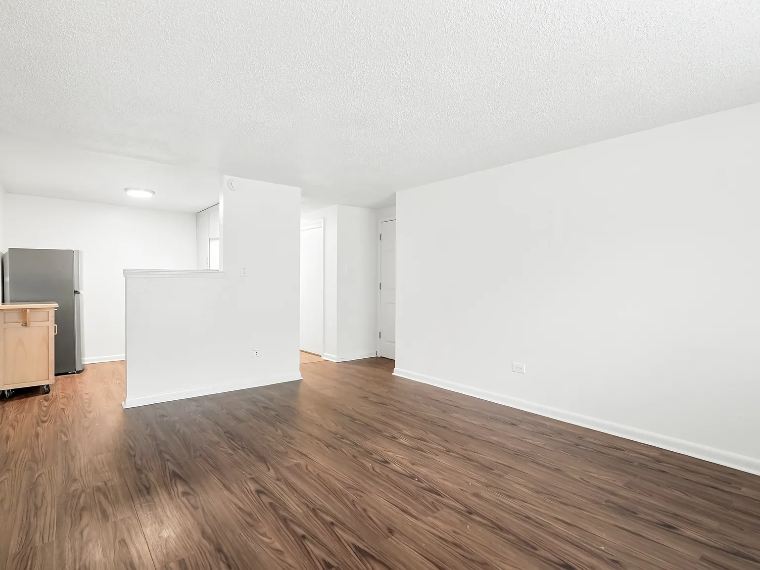 1415 N Pearl St — Photo 3