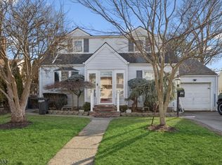 39-02 Taylor Rd, Fair Lawn, NJ 07410