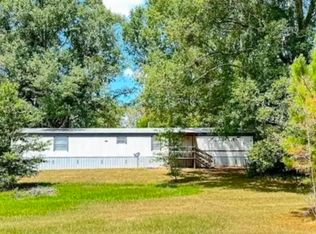 1027 Baskin Ln, McComb, MS 39648