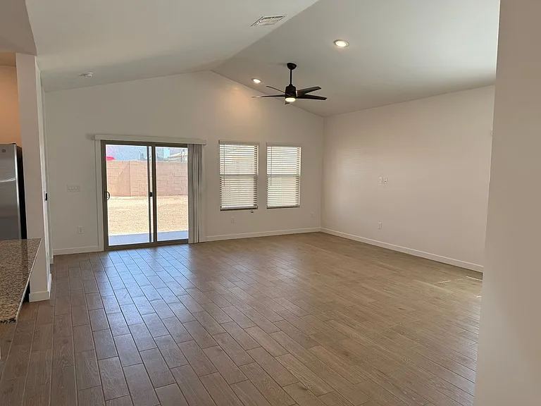 40515 W Chambers Dr — Photo 55
