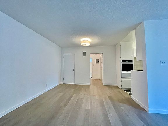 5th image of 1251 N Fuller Ave APT 5