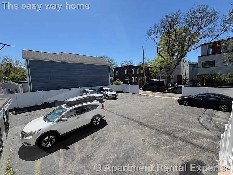 44 Lincoln St — Photo 13