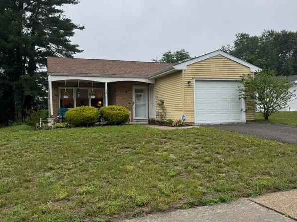 37 Kingston Way, Southampton, NJ 08088