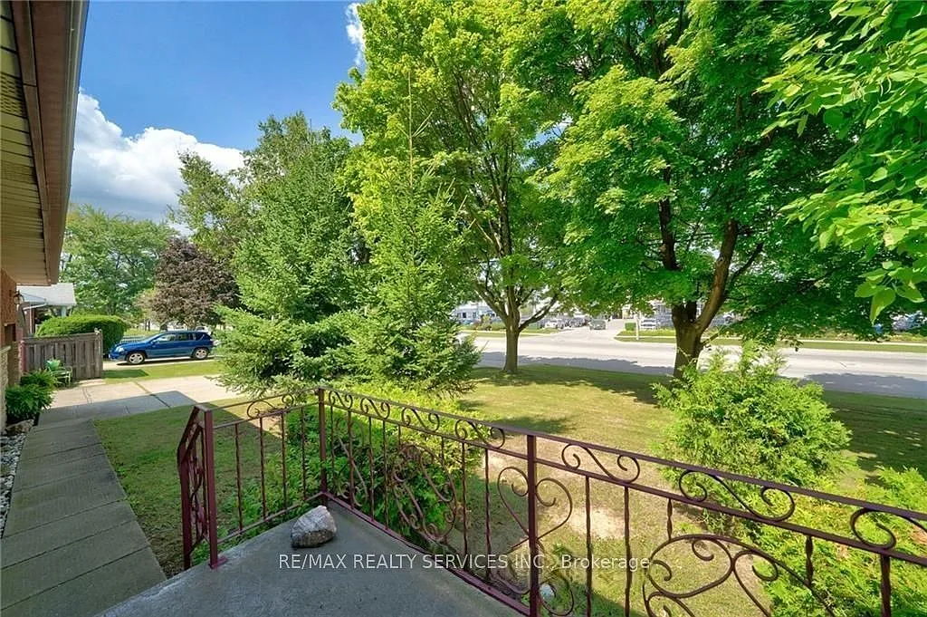 3 bed, $2,500 — Photo 4