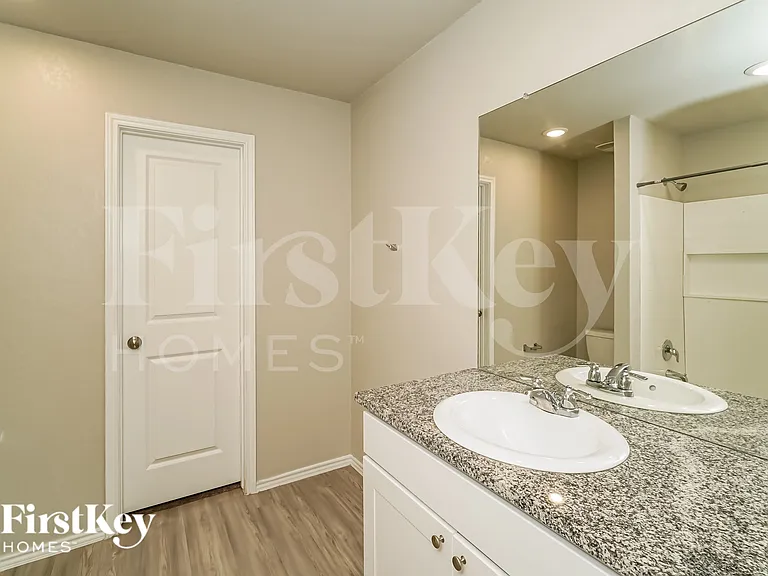 1830 Morse Way — Photo 9