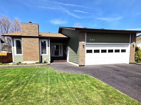 251 Girgulis COURT, Saskatoon, SK S7K 6X1