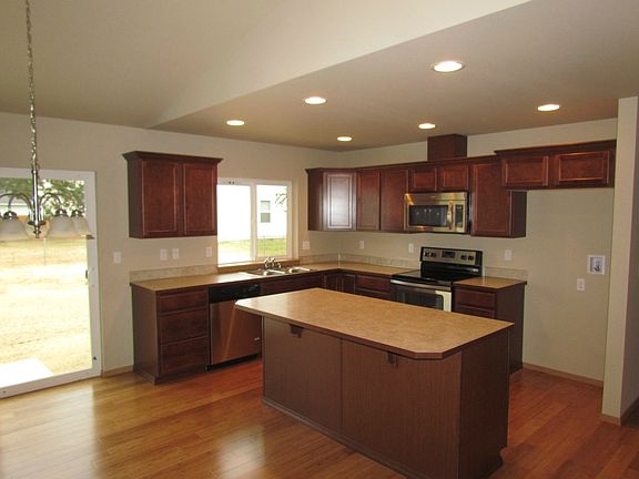 2nd image of 23519 152nd Ave E