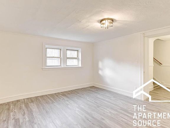 4th image of 3755 W Huron St #1G