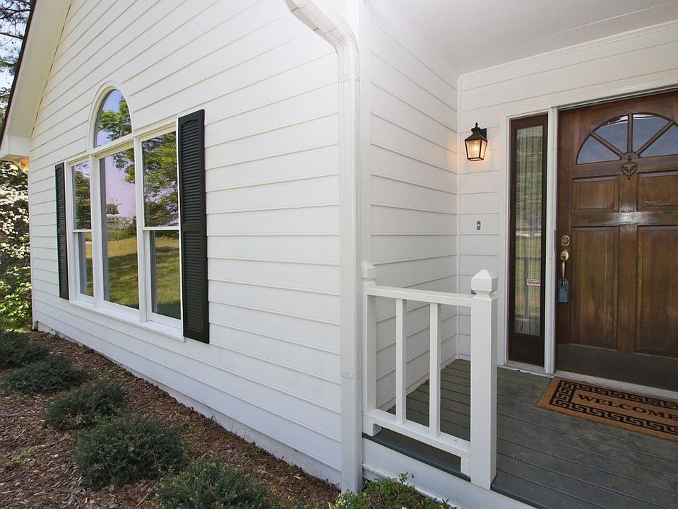 1st image of 1112 Jennings Dr