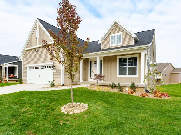 581 Sand Pointe Trl #91, Portage, MI 49002