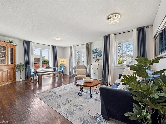 5th image of 29 Inge Ct